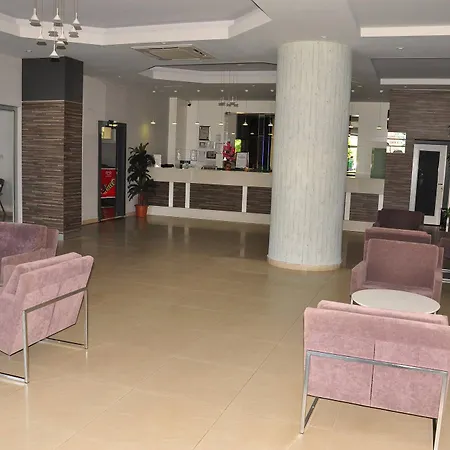 Aparthotel Vega 4*